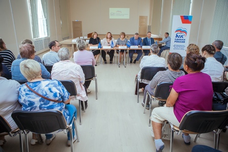 В рамках проекта «Школа грамотного потребителя» в Куровском прошел круглый стол