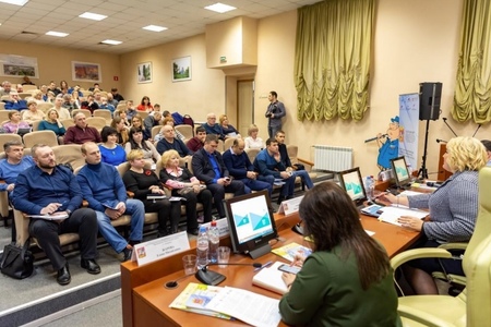 Реутовская делегация Единороссов посетила областной семинар «Школы грамотного потребителя»