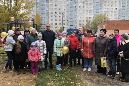 Праздник двора в рамках партийного проекта «Школа грамотного потребителя»